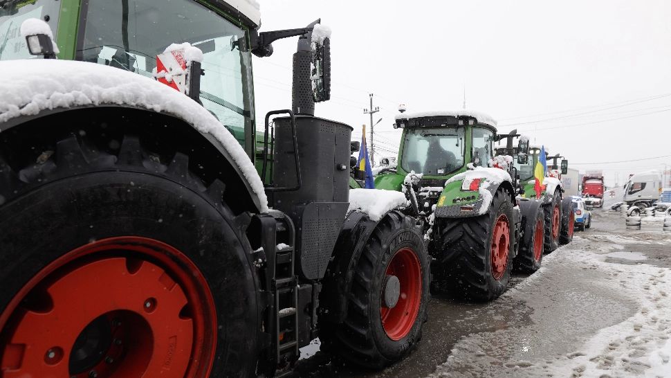 Fermierii și transportatorii amenință cu blocaje/ Foto arhivă: Inquam Photos