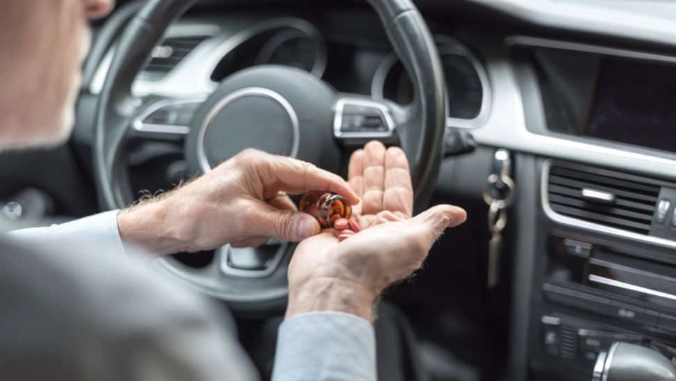 Medicamentele de tuse te pot lăsa fără carnetul de conducere