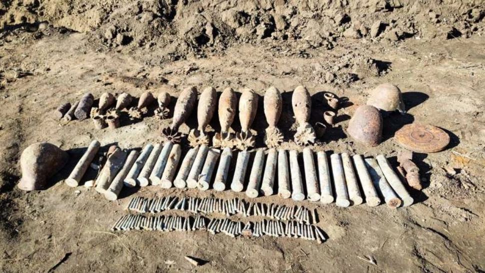 3.487 de proiectile şi dispozitive explozive, descoperite in Buzău. Foto: Agerpres