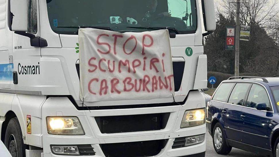 Protestatarii, după negocierile eșuate: „Rămânem în stradă! Am primit numai promisiuni”