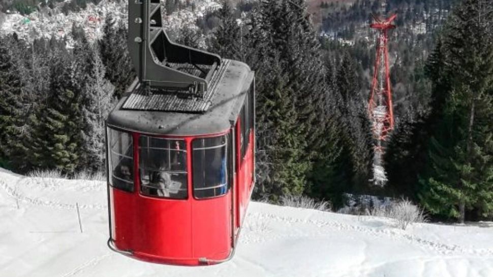 Instalațiile de transport pe cablu din Valea Prahovei și Brașov, ÎNCHISE din cauza vântului puternic