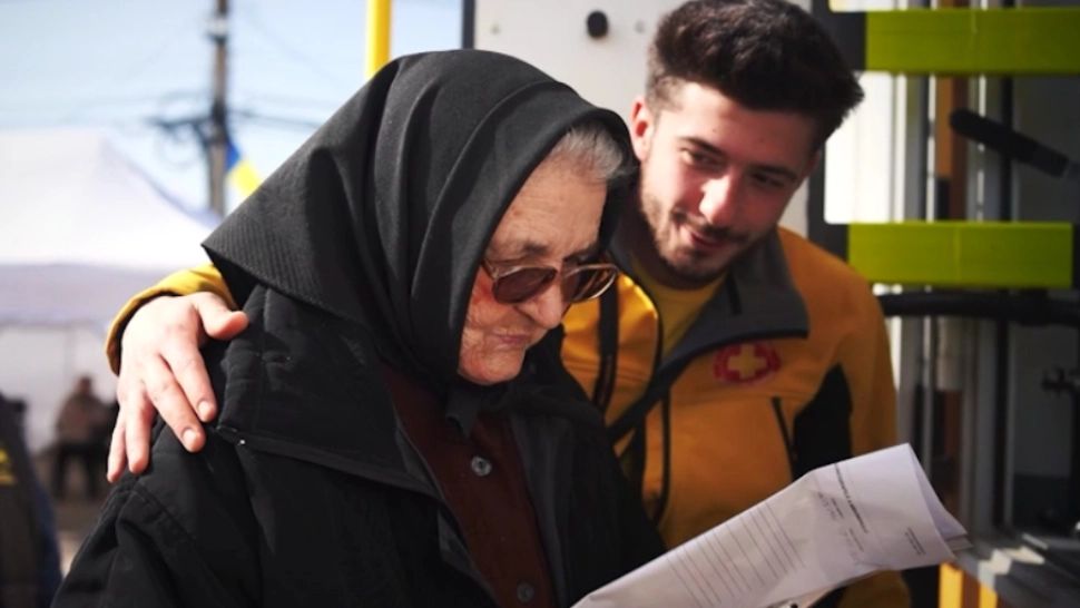 Mii de români au beneficiat de serviciile Caravanei