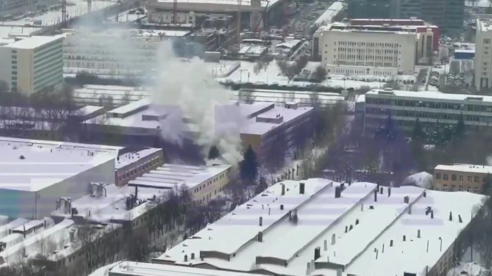 Incendiu la fabrica MIG din Moscova, mobilizare masivă a pompierilor - VIDEO