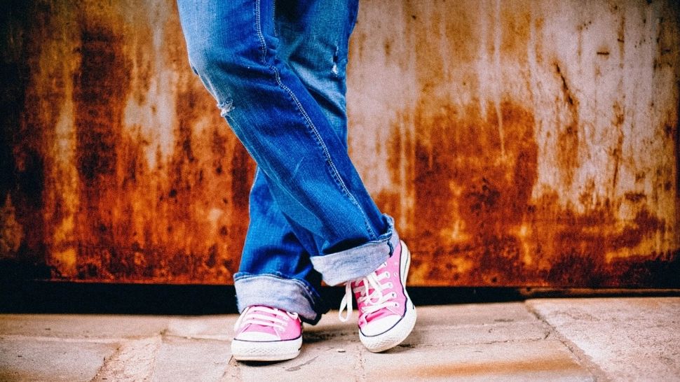 Minoră violată de tată, în Teleorman! A dus-o într-un imobil nelocuit. Bărbatul a fost ARESTAT