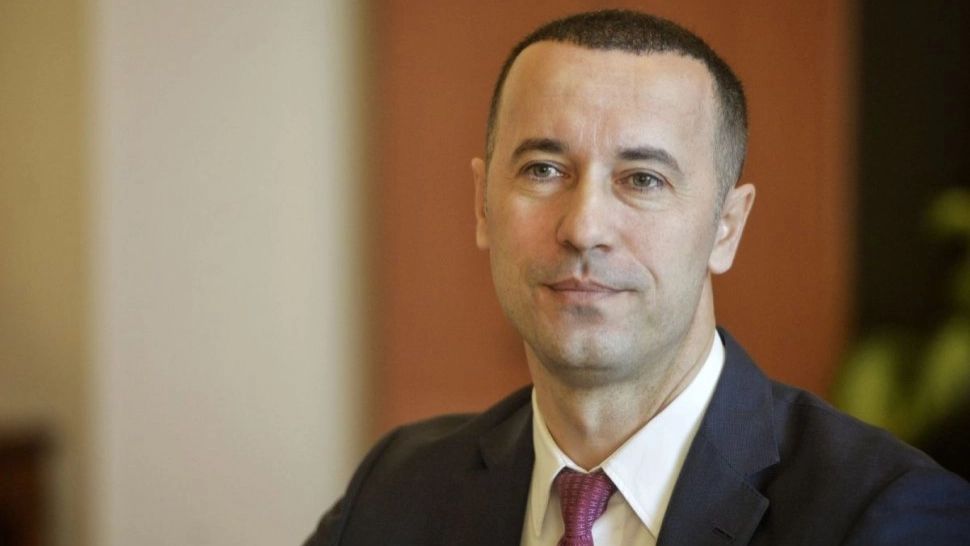 Avocatul lui Dumitrescu spune că banii ar fi reprezentat un act comercial