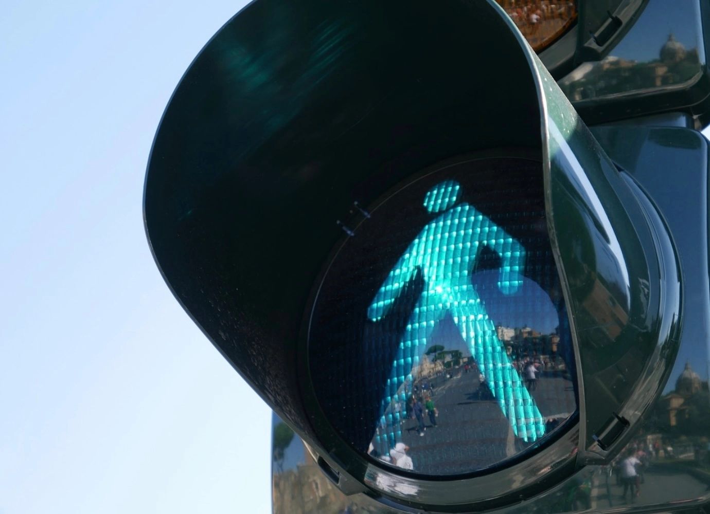 Sub supravegherea Prefectului Cojocaru, Cătălin Urtoi și acoliții au dat un tun de 1 milion de lei