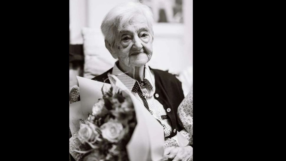Singurul supravieţuitor al lagărului Auschwitz-Birkenau, Zsuzsa Diamantstein, a decedat la 102 ani. Foto: Facebook