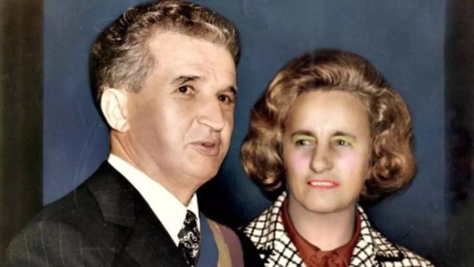 Cultul personalității a atins apogeul în 1989