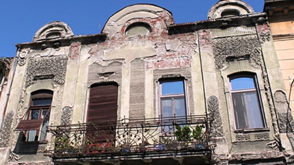 Clădire în paragină în Arad. Foto: Ziua de Vest