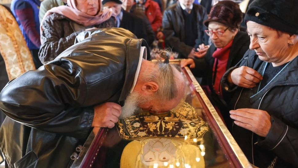 A început Pelerinajul Secolului în România. Este cea mai mare procesiune din ultimii 70 de ani