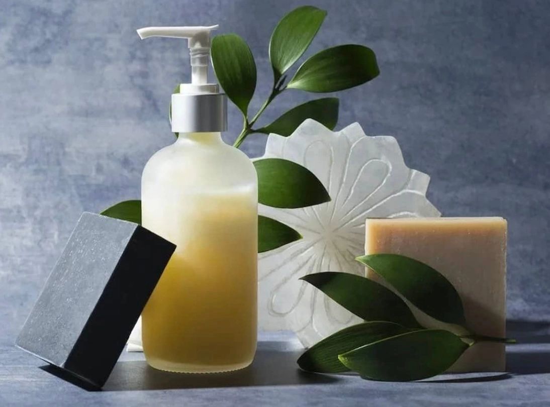 Săpun solid vs. săpun lichid: care este varianta recomandată de medici. Cât de importantă este, de fapt, apa caldă în procesul de curățare