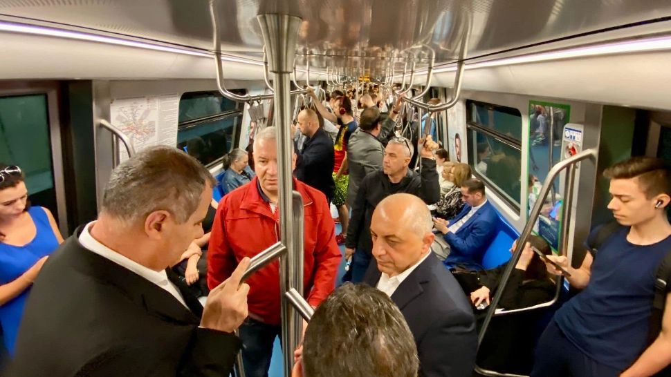Cîrstoiu face glume pe seama scenariilor despre retragerea din cursa pentru Primăria Capitalei: O să intru în cartea recordurilor ca primul candidat retras care câştigă alegerile