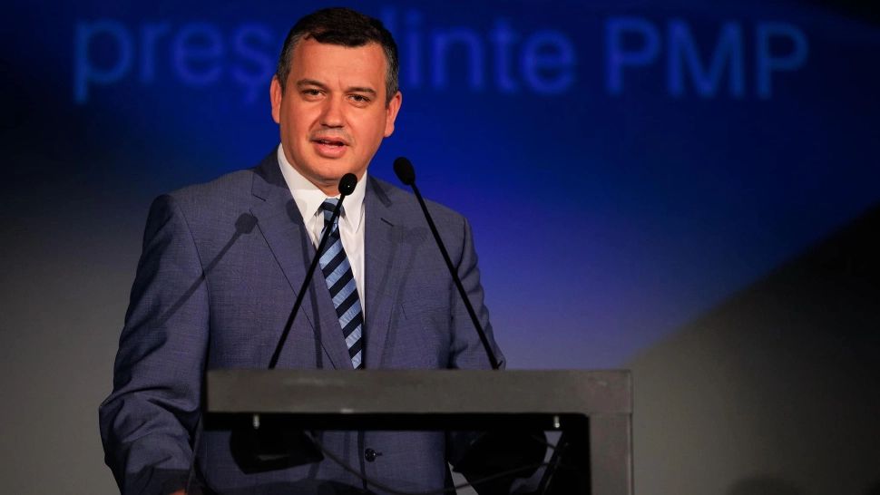 Eugen Tomac/ Facebook