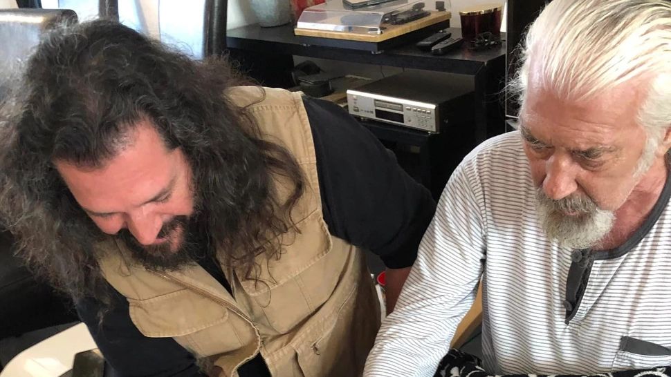  Primele imagini cu Nicu Covaci după operație. Artistul și-a sărbătorit ziua de naștere