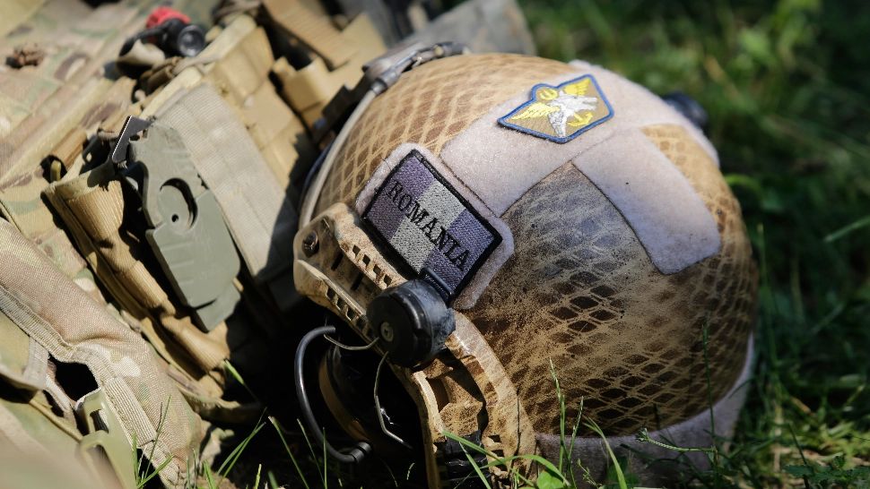 Băsescu cere revenirea la serviciul militar obligatoriu / Foto: Inquam Photos