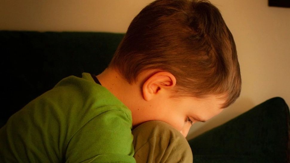 Bărbatul care și-a trimis copilul de 6 ani în Germania nu regretă decizia. Tatăl minorului face declarații halucinante: „S-a plecat cu copilul perfect legal”