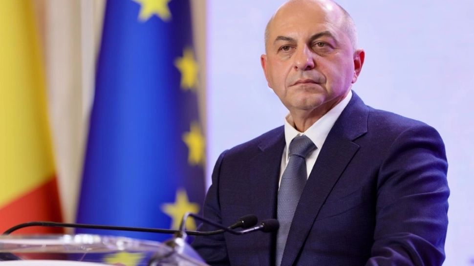 Cătălin Cîrstoiu, susținut de rectorul SNSPA București 