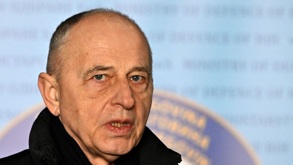 România, prin ochii lui Mircea Geoană. Răspunsul candidatului la prezidențiale, pus să compare țara noastră cu o femeie / Profimedia