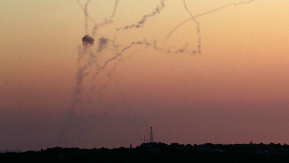  Alertă în Israel - Zeci de rachete lansate din Liban. S-a activat sistemul de apărare "Cupola de Fier" - VIDEO