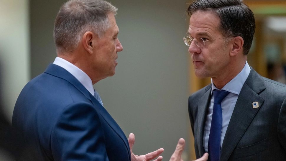 Mark Rutte i-a luat locul lui Iohannis la șefia NATO. Foto/Profimedia