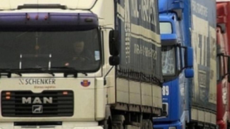 Traficul blocat în totalitate pe DN25,  în localitatea Piscu, judeţul Galaţi