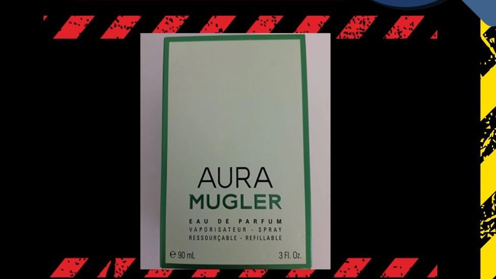 Parfum periculos, retras de la rafturi. Alertă Info Cons:  prezintă risc inclusiv pentru copilul nenăscut
