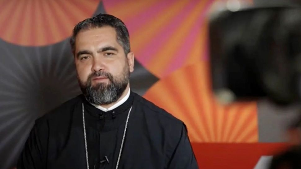 Veste bună pentru ”goldiști”: preotul regizor Ciprian Mega, noul membru al Clubului de Gândire GOLD