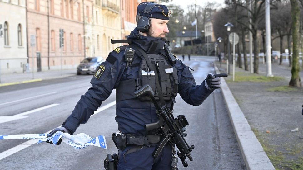 Focuri de armă în apropierea ambasadei Israelului din Stockholm. Foto: Profimedia