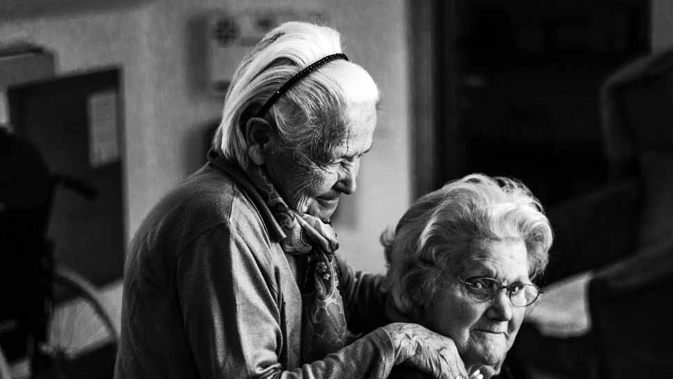 Anunț pentru români: Vârsta de pensionare se modifică la 3 ani. Tot ce trebuie să afle pensionarii