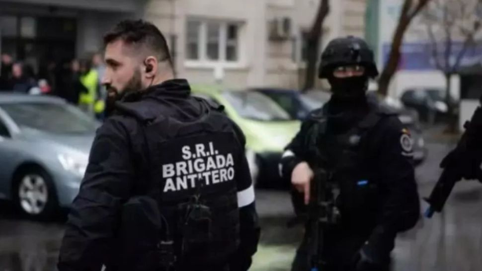 Val de audieri după incidentul de securitate de la Ambasada Israelului. Sirianul care a vrut să-și dea foc în fața misiunii diplomatice, reținut și audiat