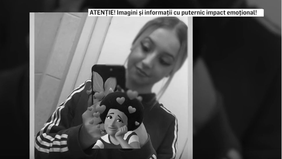 Alexandra, tânăra ucisă de iubit într-o cameră de hotel din București, condusă pe ultimul drum/ Captură video