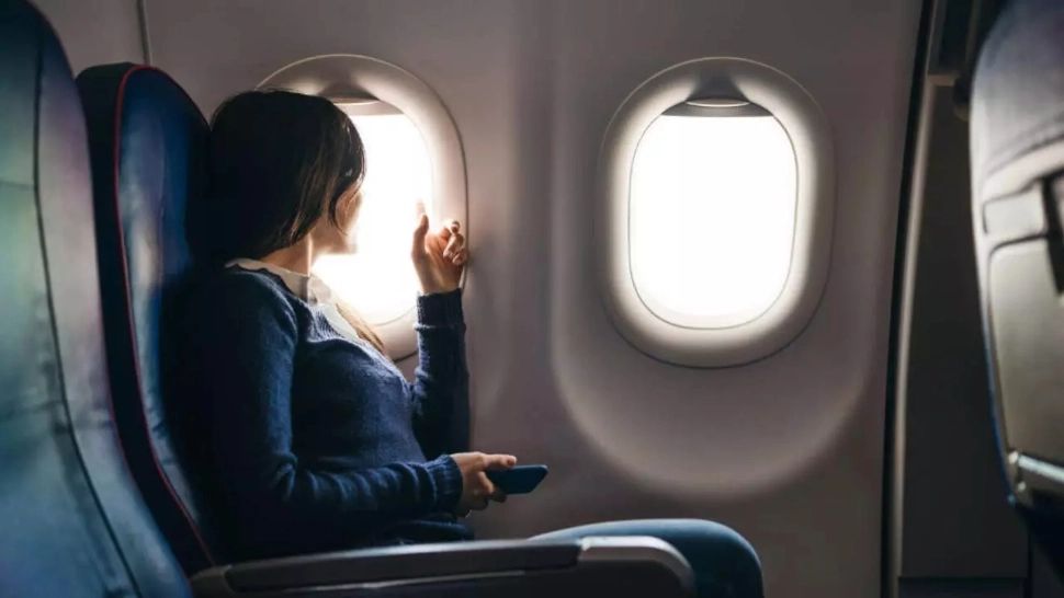 O companie aeriană permite femeilor să ceară să nu stea lângă bărbați
