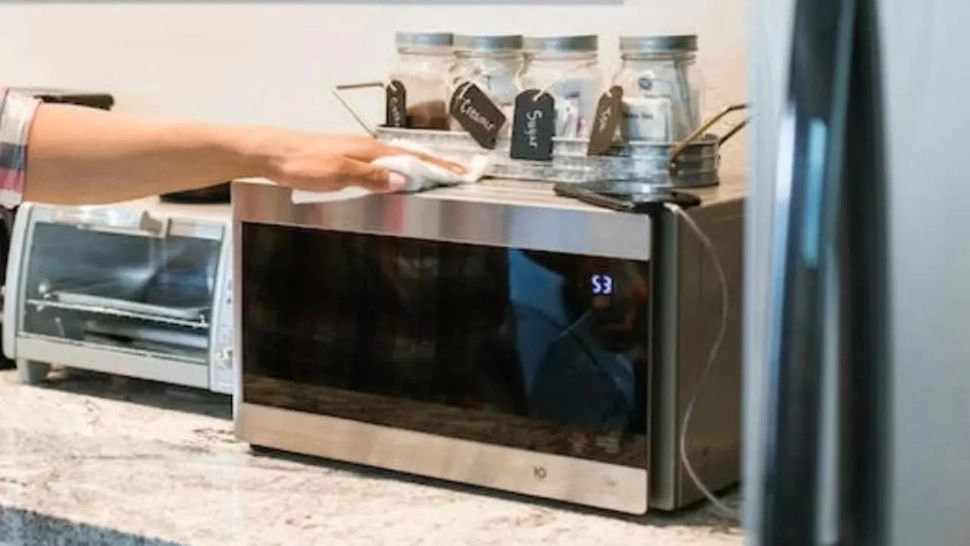 Funcția cuptorului cu microunde care îți poate dubla factura la curent