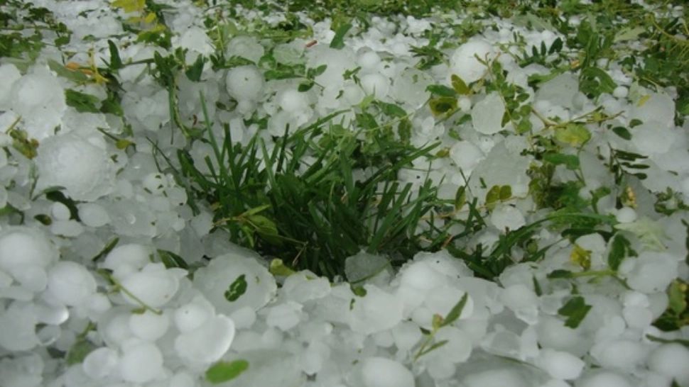 Grindină (foto arhiva)