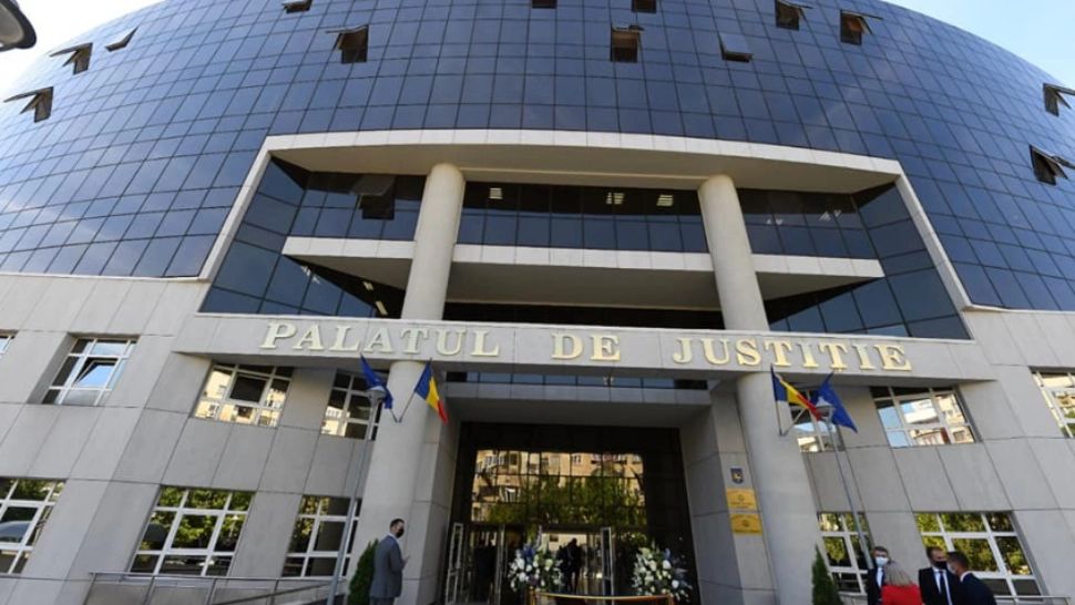 Alertă falsă cu bombă de la Palatul de Justiţie Prahova
