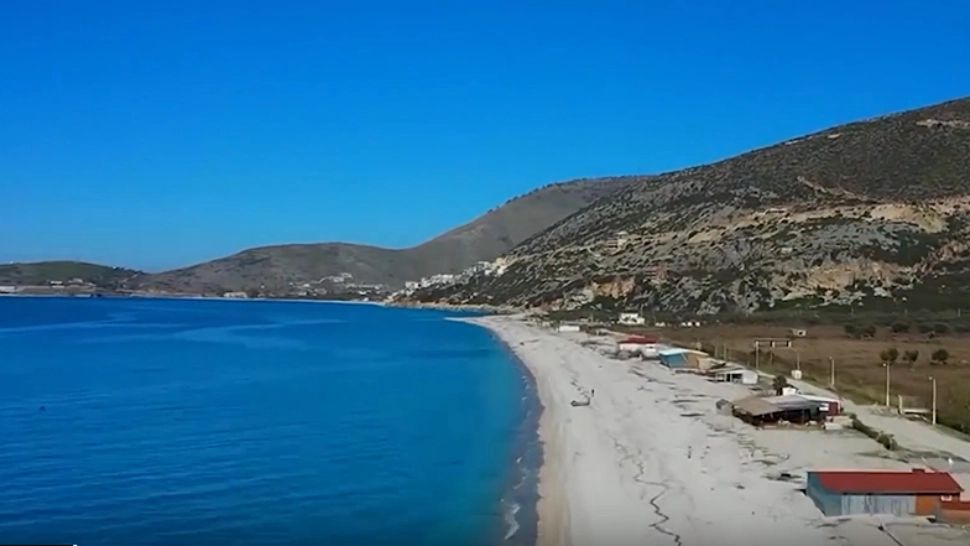 Marea Adriatică dă în clocot. Temepraturi de peste 30 de grade!