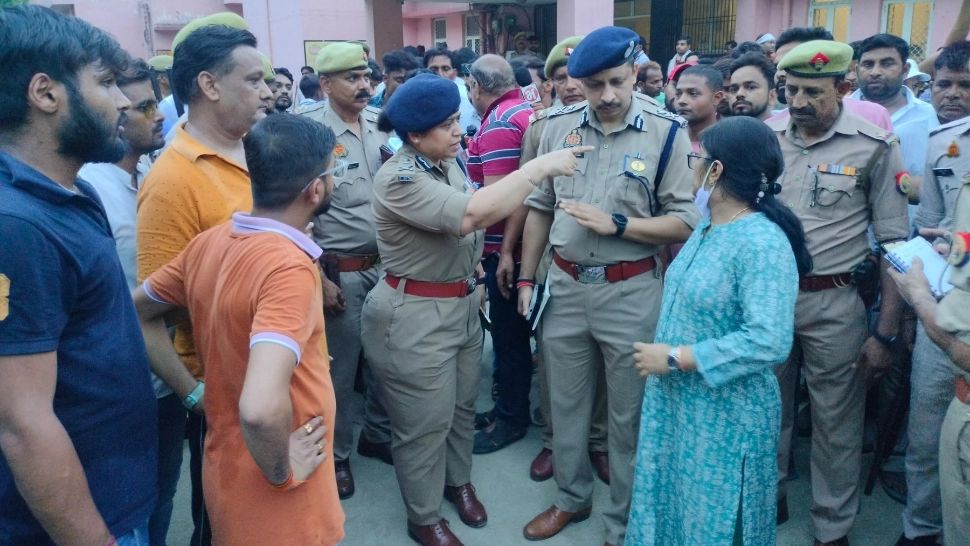 Busculadă eveniment religios din India: Peste 120 de morți, majoritatea femei. Printre victime, și 7 copii/ Profimedia