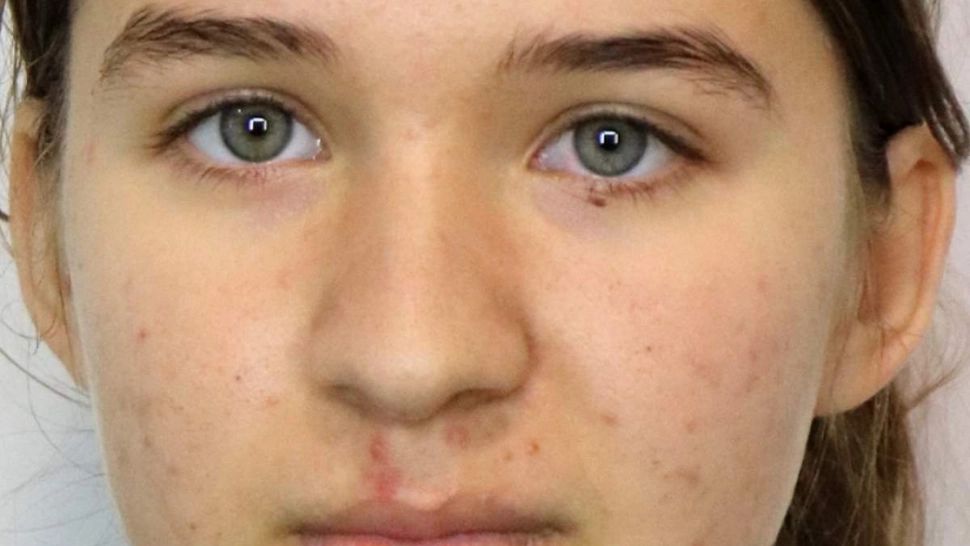 Ștefania Nicoleta a fost dată dispărută! Cine a văzut-o este rugat să apeleze 112