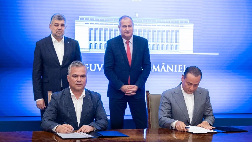 Primarul Daniel Băluță a semnat contractul de finanțare pentru refacerea din temelii a Planșeului Unirii