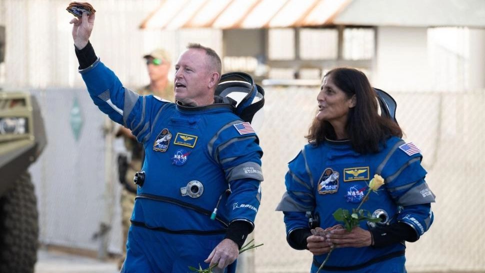 O nouă misiune în spațiu. Doi astronauți au plecat pentru 8 zile, însă s-ar putea să rămână blocați până în 2025 acolo