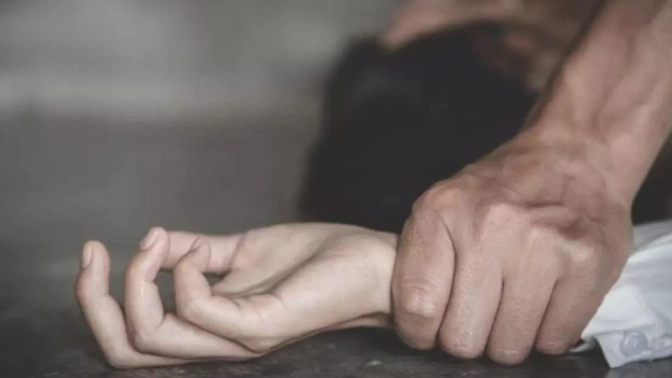 Scandal sexual la primărie. O fostă angajată acuză: „Dl. primar a considerat că asta este plata pentru că am intrat în primărie”