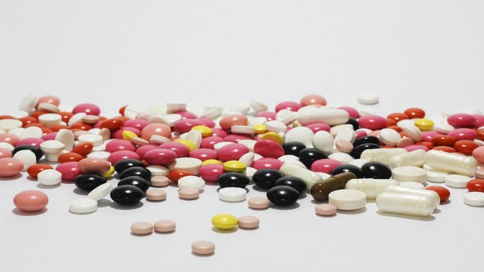 Românii sunt campionii Europei la consumul de medicamente