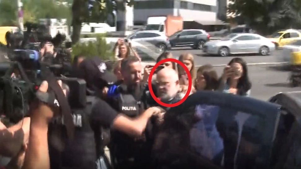 Alfred Bulai, REȚINUT pentru 24 de ore. Procurorii vor solicita ARESTAREA. Sociologul este acuzat de agresiune sexuală, mai multe studente au făcut dezvăluiri COMUNICAT OFICIAL