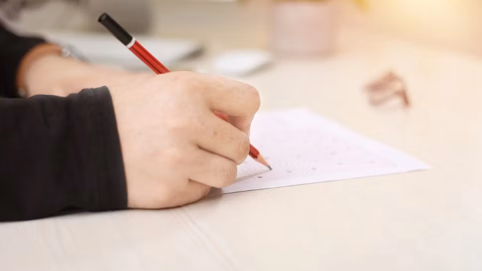 Schimbări pentru elevi! Noua structură a Bacalaureatului: Cinci examene scrise și patru probe orale
