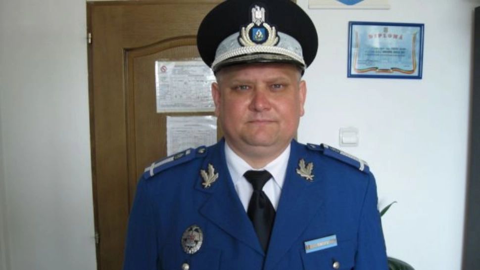 Culisele Statului Paralel. Prefectul de Brăila, pensie mai mare prin metode înșelătoare. A fost „în misiune” la înmormântare