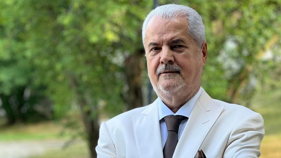 Adrian Năstase