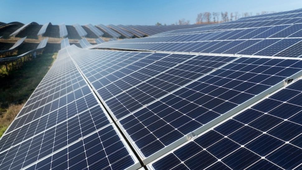 Sistemele fotovoltaice: merită investiția sau sunt doar un trend? (P)