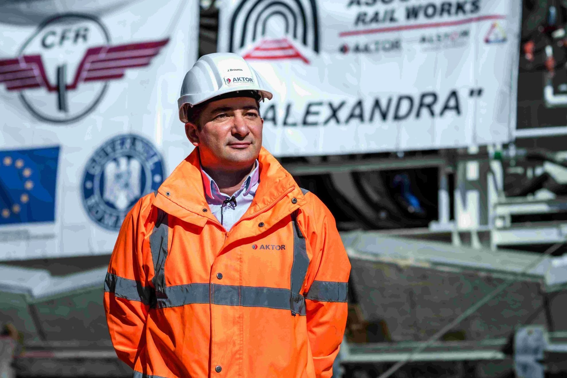 Cine este inginerul care coordonează cele patru TBM-uri care forează cele mai lungi tuneluri feroviare din România