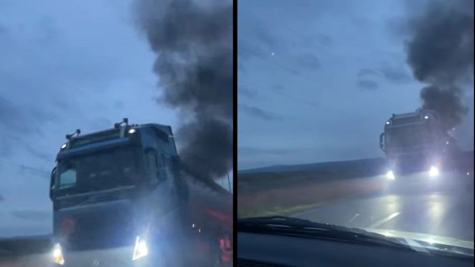 Pericol de explozie în Iași! O cisternă a luat foc, după blocarea roților. Intervenție de urgență a pompierilor - VIDEO