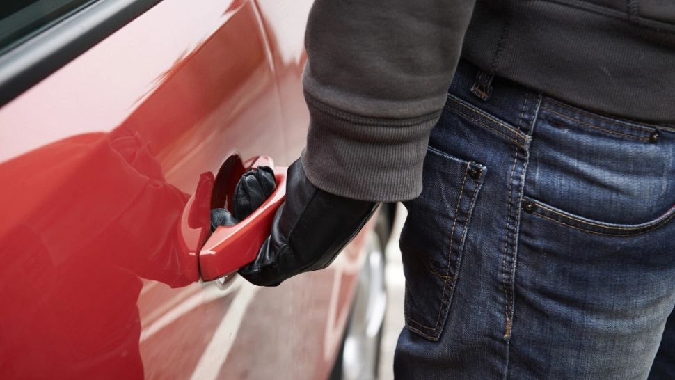 Un hoț trebuie să primească o sumă uriașă după ce a fost rănit în timpul jafului